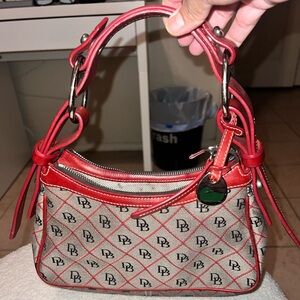 Vintage Dooney & Bourke bag